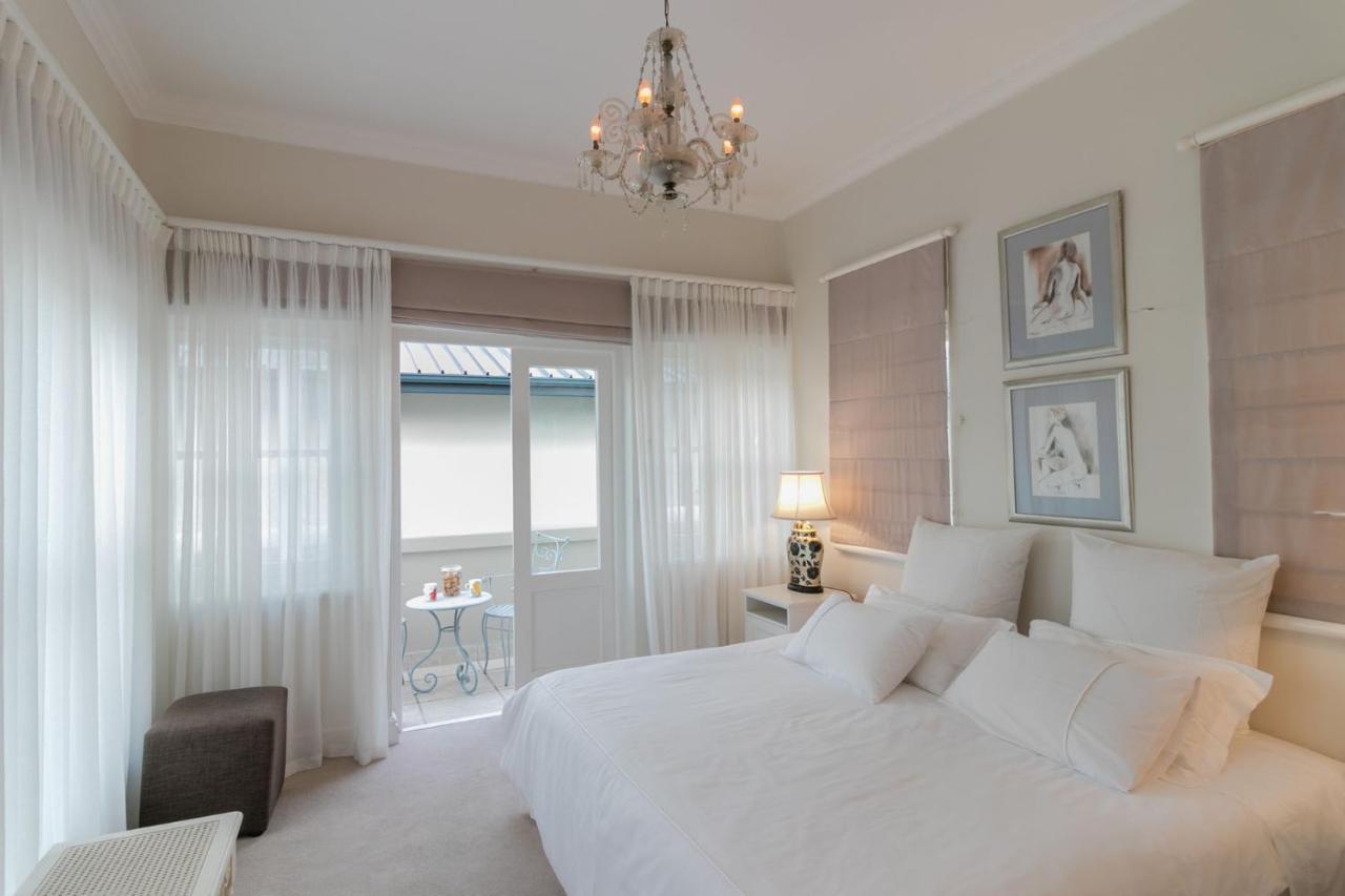 ไอโซลาเบลลาเกสท์เฮาส์ Hotel นิสนา ภายนอก รูปภาพ